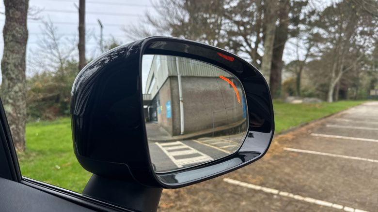 Volvo Xc60 2.0 B4P Plus Dark 5dr Geartronic Petrol Estate